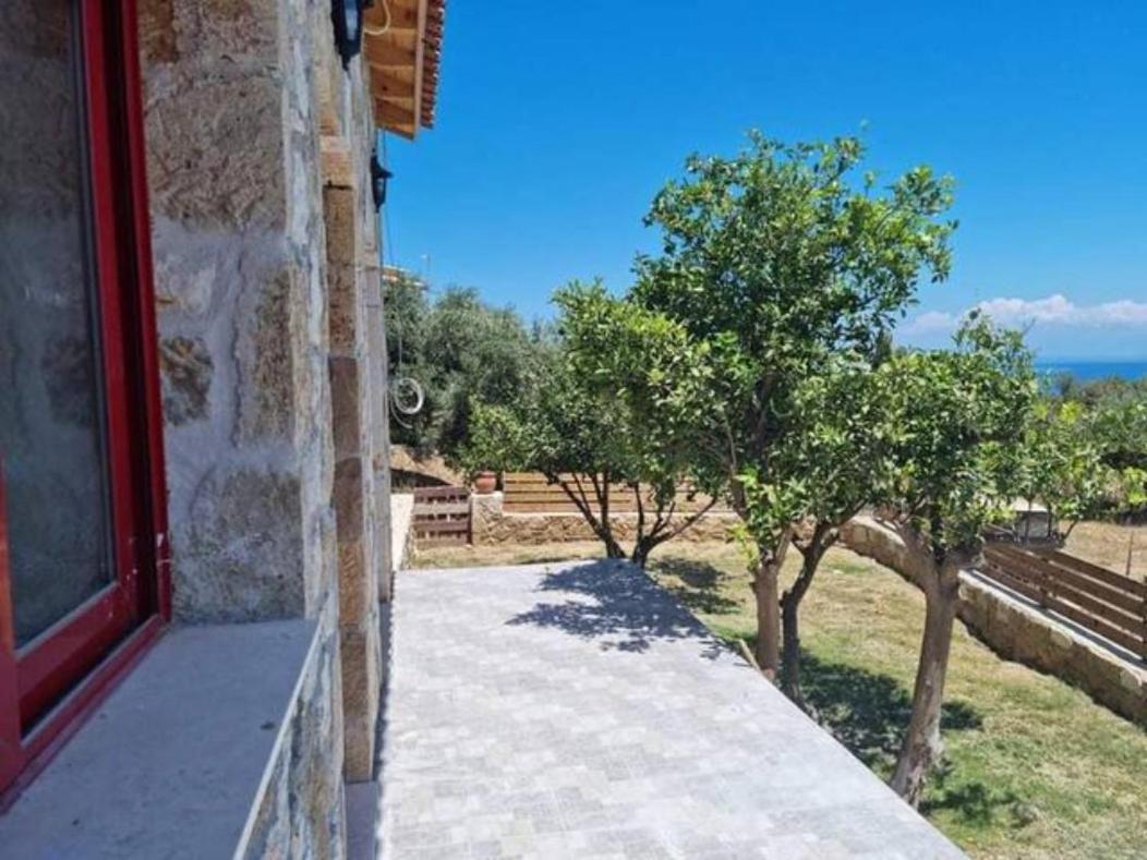 Casa Petra - Stone Cottage Farmhouses Argassi Exterior foto